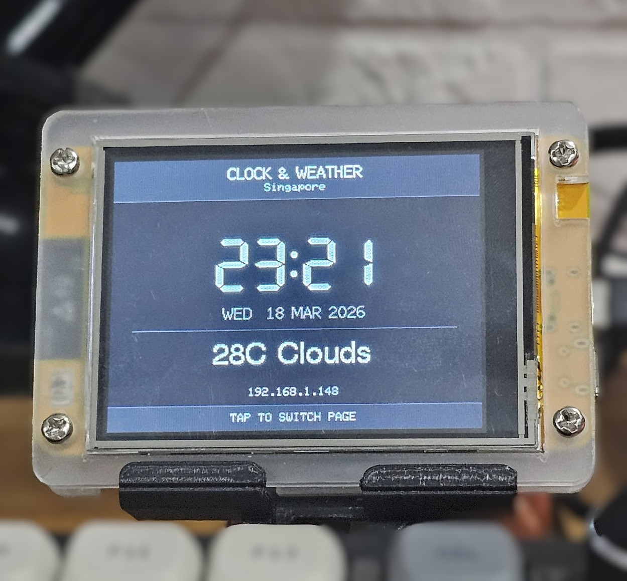 PCVitals clock and weather screen